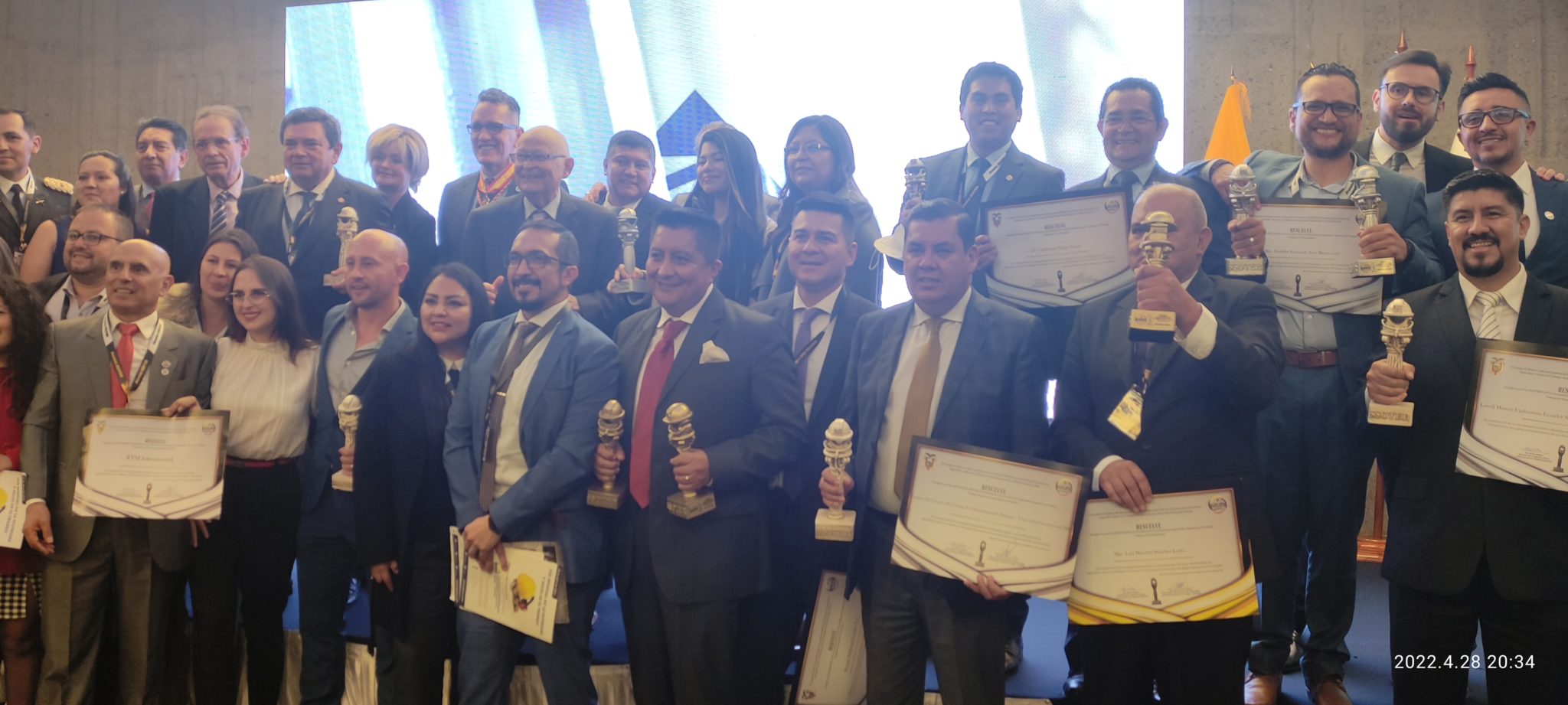 GERENTE DE RESCUE TECH ECUADOR, GANADOR DE LOS PREMIOS SSOTER - RESCUE ...
